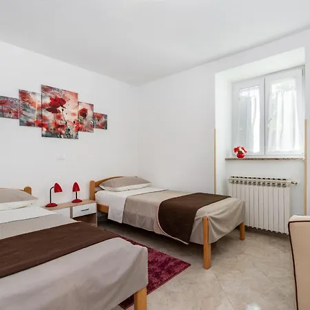 Apartmani Antonija Vozilici Extérieur photo